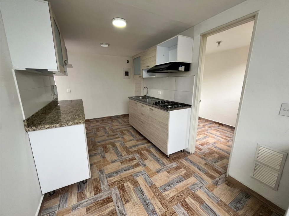 SE VENDE APARTAMENTO EN EL POBLADO SECTOR EL CAMPESTRE — foto 4