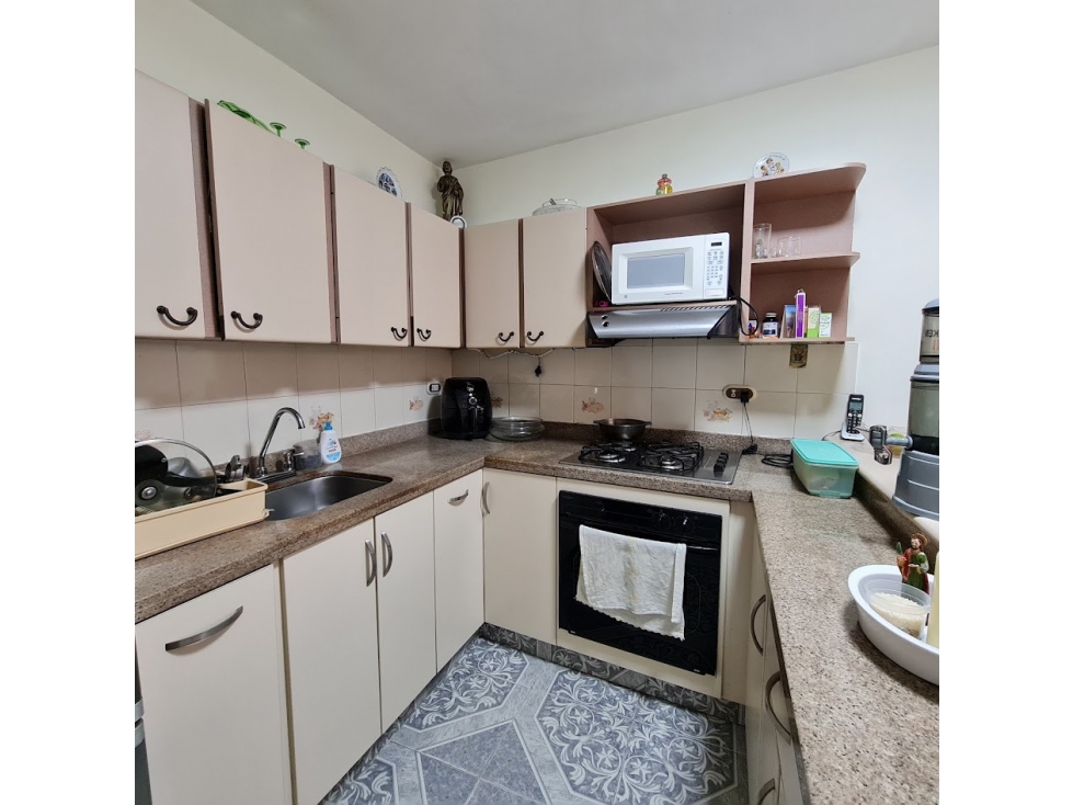 Edificio en venta Itaguí, Las Mercedes, cerca al parque principal. - 5