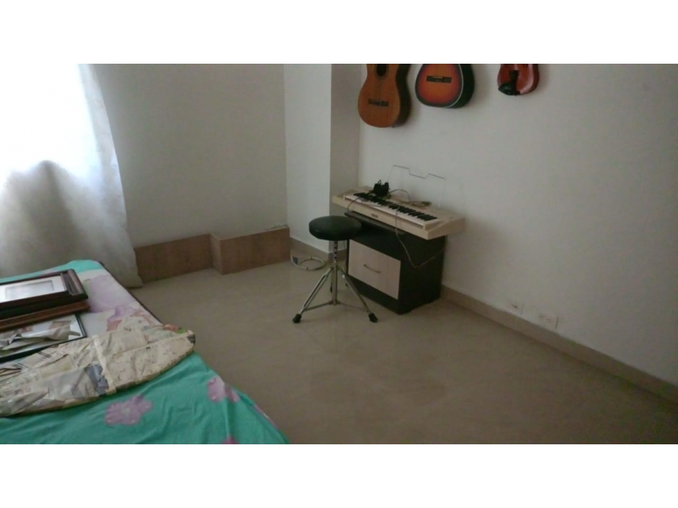 VENDO APARTAMENTO MUY ILUMINADO EN EL POBLADO SECTOR INTERCONTINENTAL — foto 4