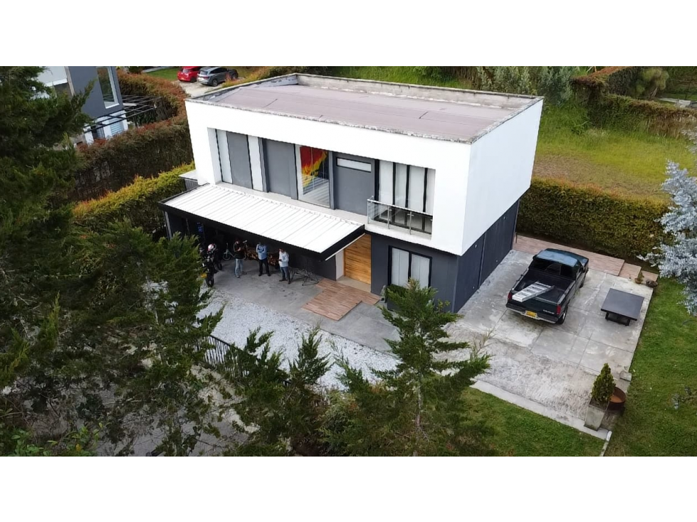 SE VENDE CASA CAMPESTRE EN ENVIGADO - LOMA DEL ESCOBERO — foto 3