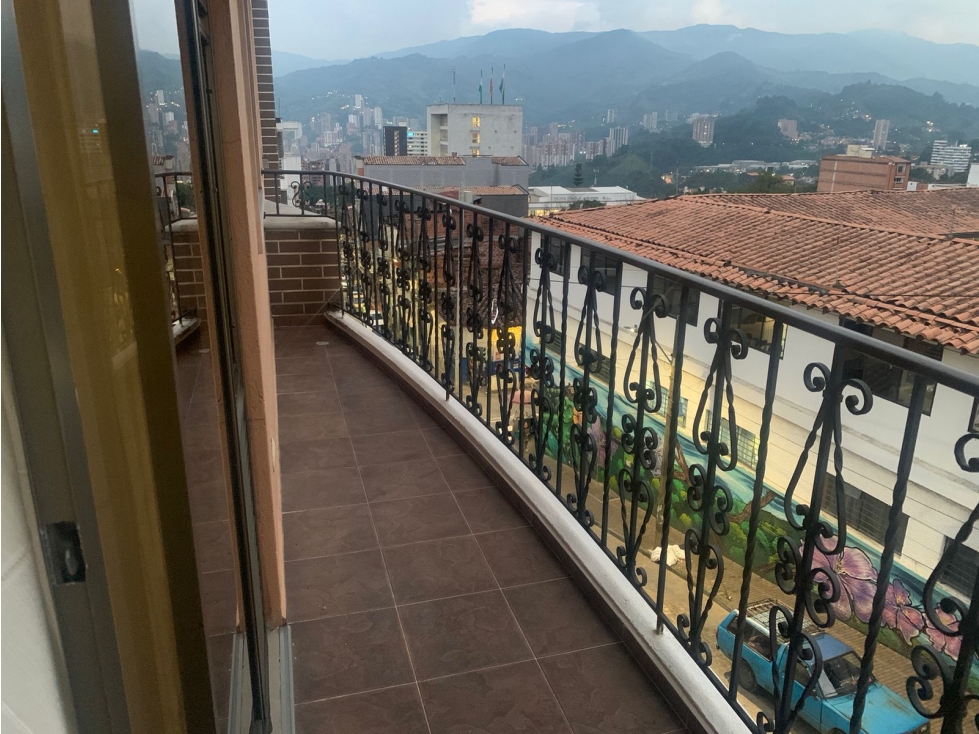 APARTAMENTO EN VENTA EN LA ESTRELLA EDIFICIO PH