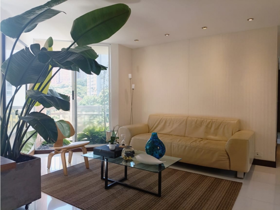 VENTA DE APARTAMENTO EN LA LOMA DE LOS BERNAL PARTE BAJA — foto 3