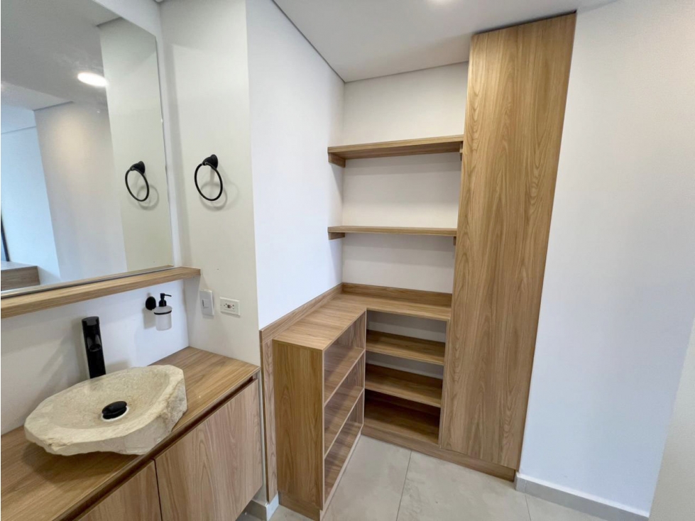 VENTA DE APARTAESTUDIO DUPLEX EN LA CASTELLANA. — foto 6