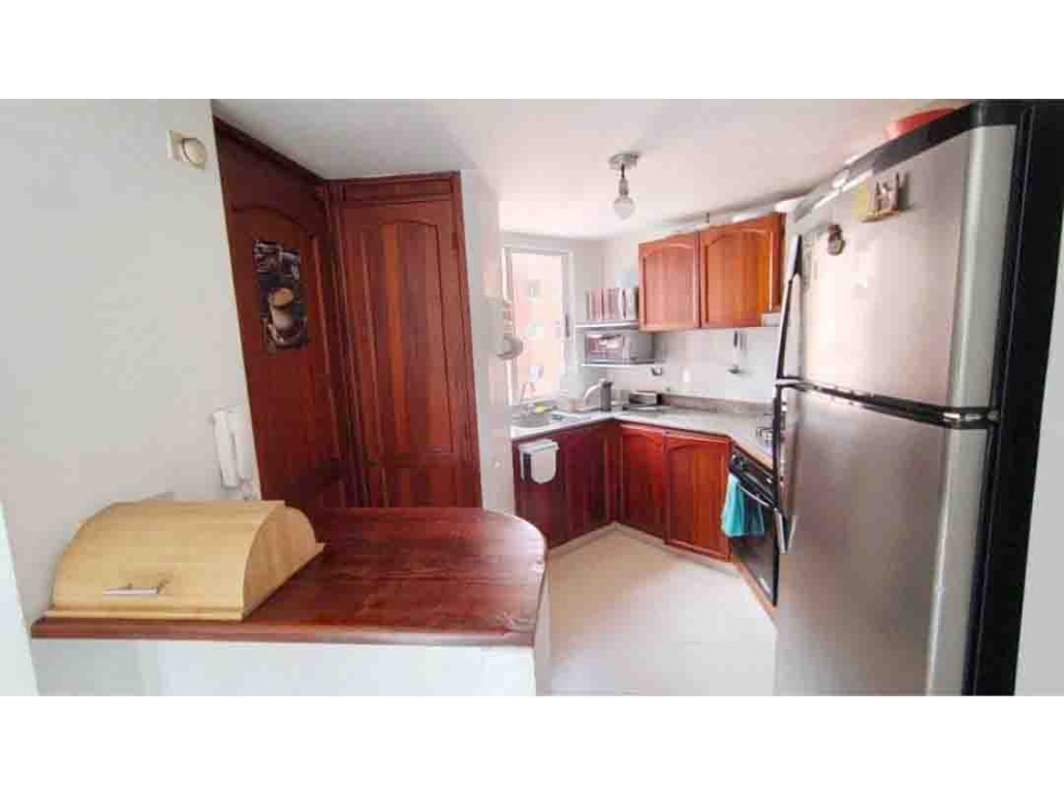 VENTA DE APARTAMENTO EN LA LOMA DE LOS BERNAL. — foto 5