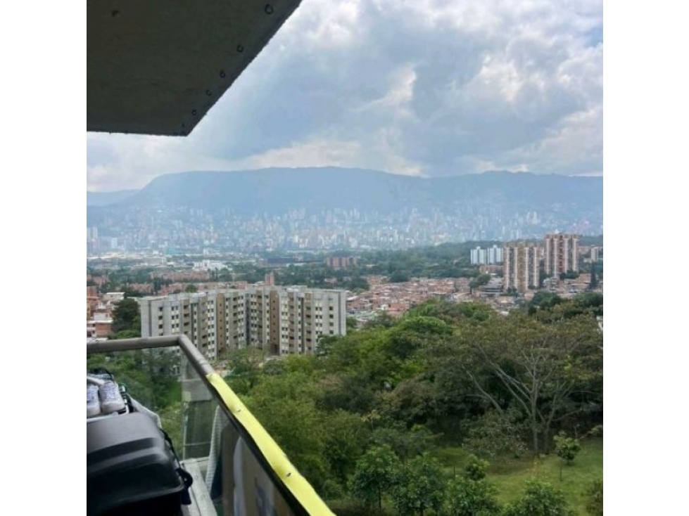 VENTA DE APARTAMENTO EN LA LOMA DE LOS BERNAL. — foto 5