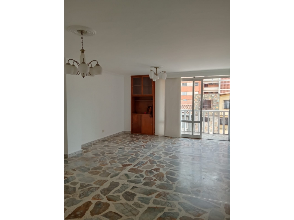 VENTA APARTAMENTO SECTOR CONQUISTADORES — foto 2