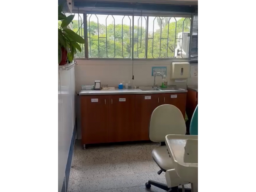 VENTA DE LOCAL CONSULTORIO ODONTOLÓGICO EN SAN JUAN CON LA 70 — foto 5