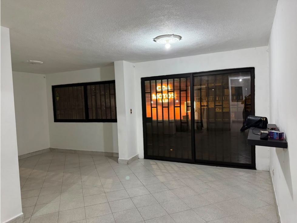 APARTAMENTO EN P.H BOSTON