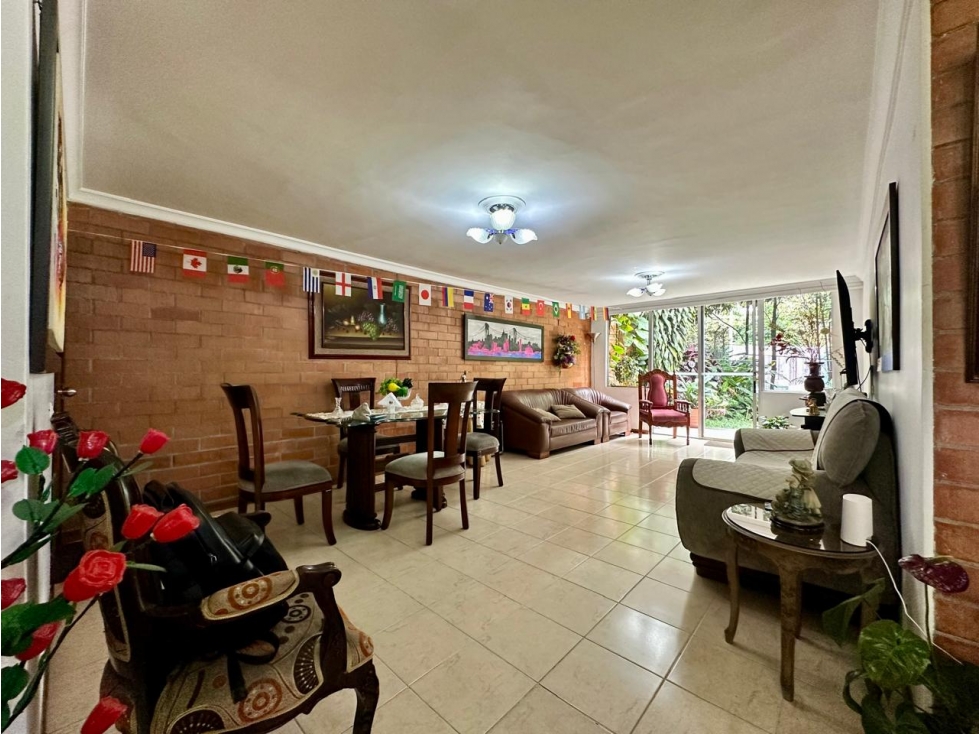 Casa en Venta en la Estrella Suramerica
