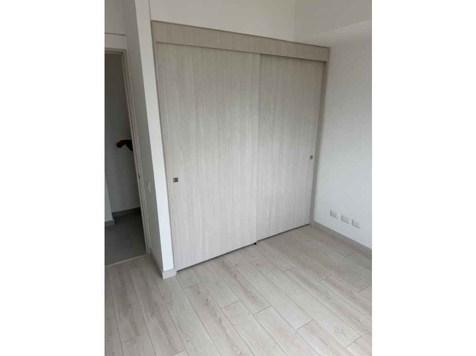 ARRIENDO APARTAMENTO CERCA A CC VIVA ENVIGADO — foto 5