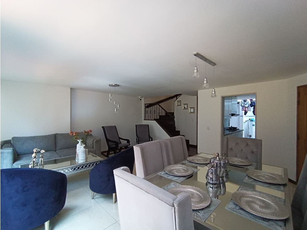 VENTA CASA EN LA LOMA DE LOS BERNAL PARTE BAJA. ESPACIOS — foto 5
