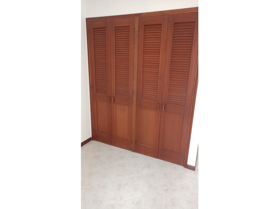 VENDO APARTAMENTO EN CASTROPOL PARA REMODELAR — foto 6