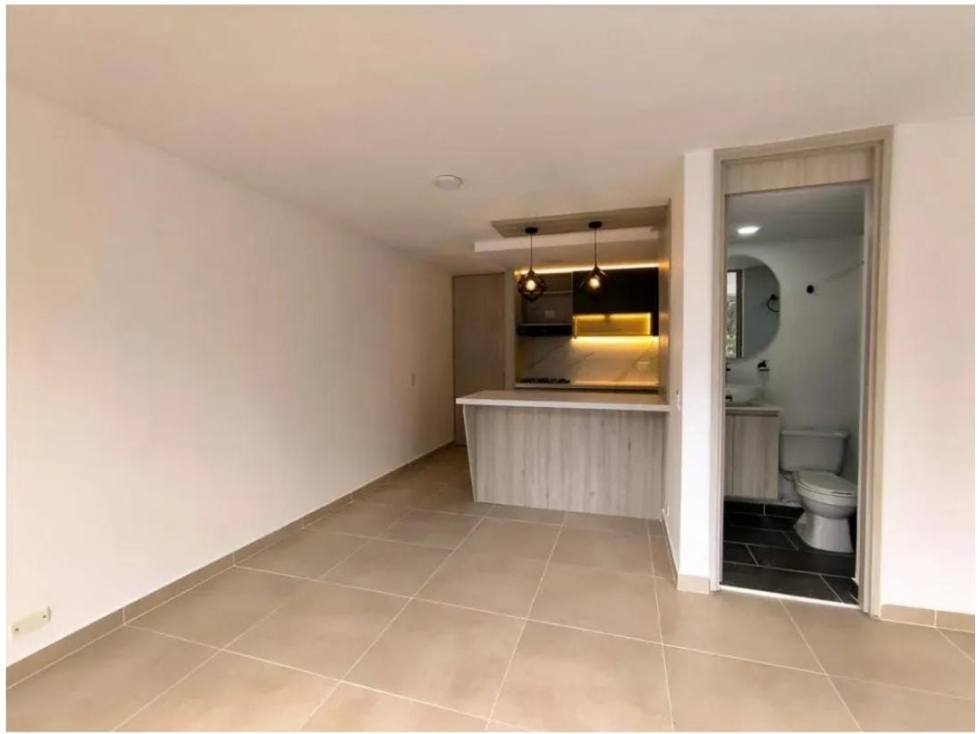 EN VENTA APARTAMENTO EN LA ESTRELLA - BARRIO LA INMACULADA PISO ALTO — foto 5