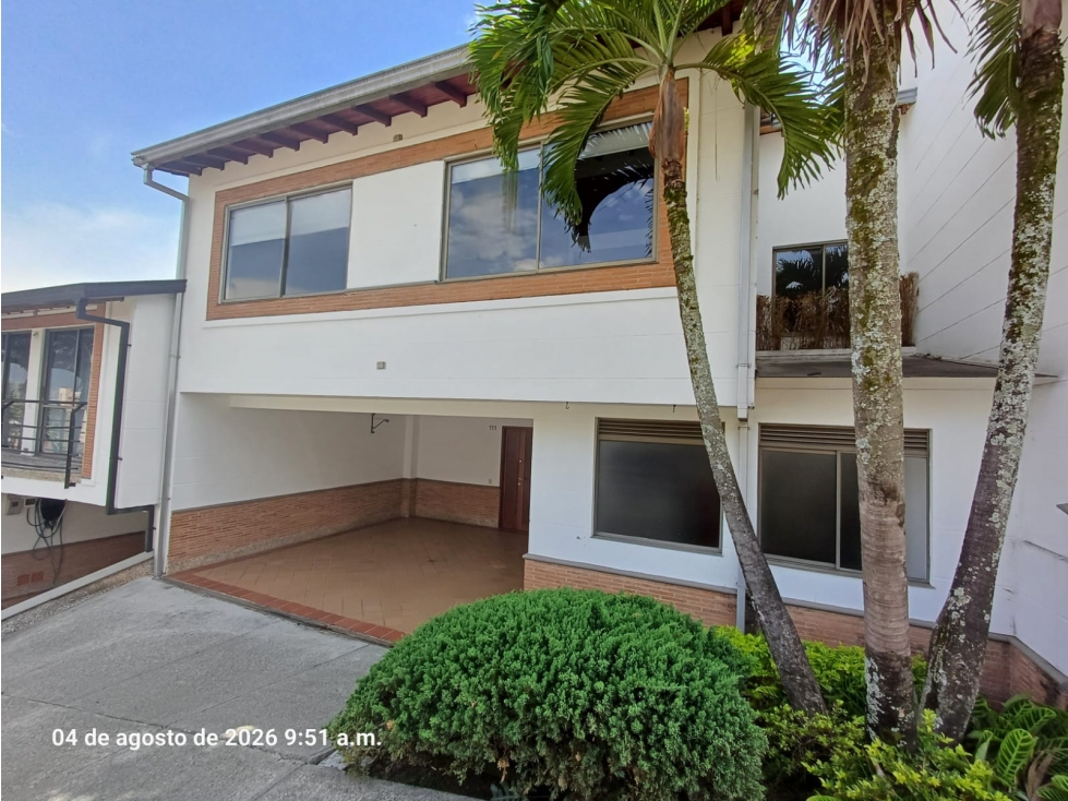 VENDO CASA EN ENVIGADO EN LA LOMA DEL CHOCHO — foto 2