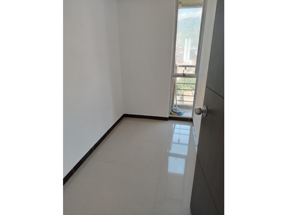 VENTA DE APARTAMENTO EN LOS ARBOLES CON EXCELENTE VISTA — foto 5