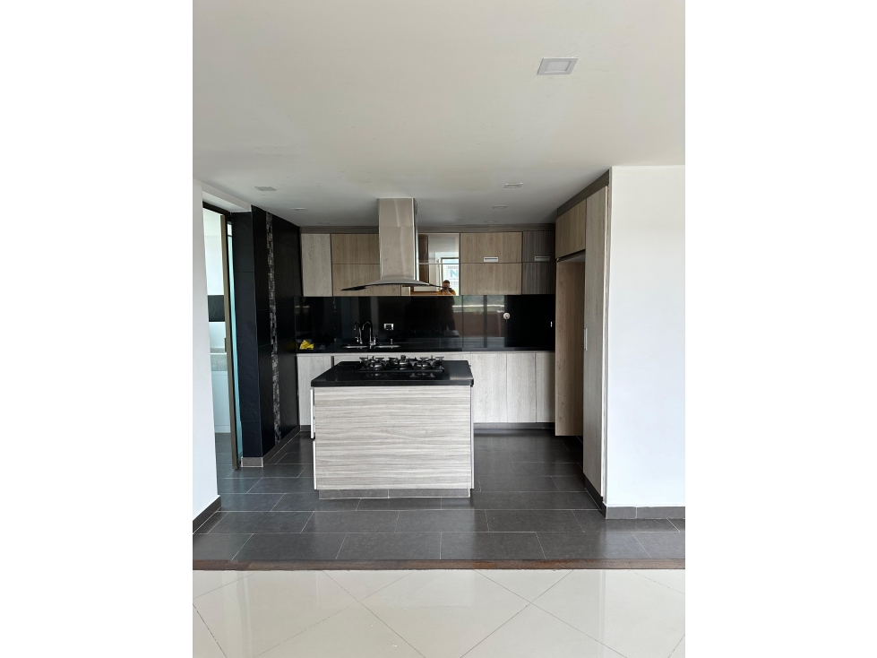 Vendo Hermoso Penthouse Unifamiliar en Pilarica Piso 11 (165 m²) — foto 5
