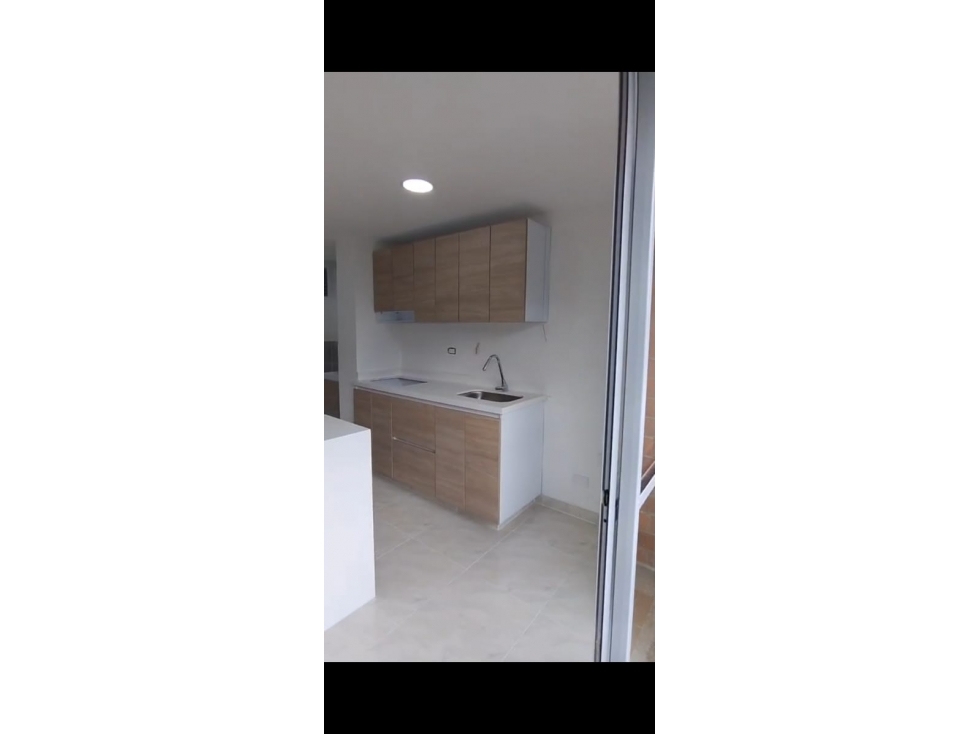 VENDO APARTAMENTO PARA ESTRENAR PLAZA FABRICATO EN BELLO — foto 2
