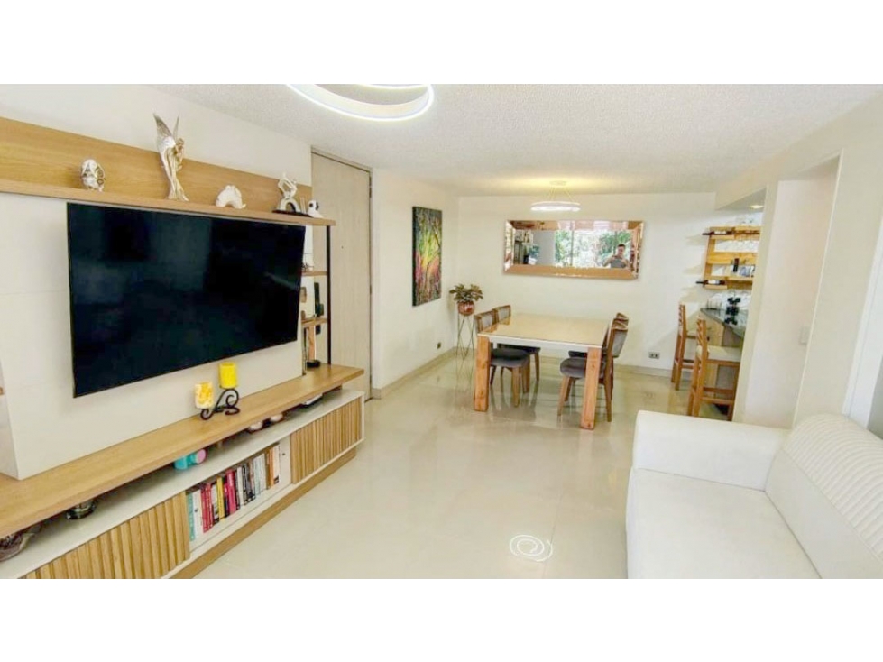 VENTA DE APARTAMENTO EN LA LOMA DE LOS BERNAL. ESPACIO GENEROSO, — foto 5
