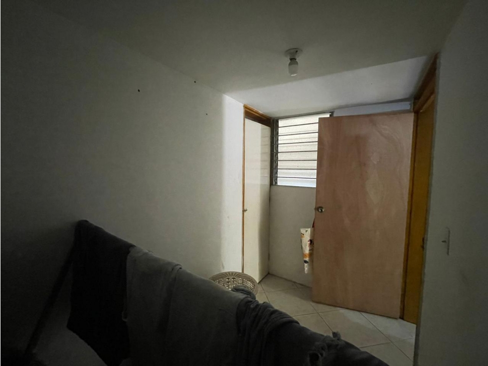 VENDO APARTAMENTO EN LOS COLORES — foto 6