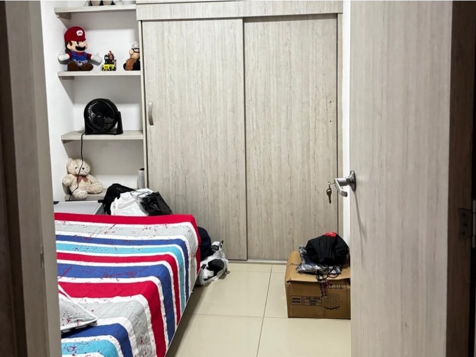 INVERSIONISTAS | Apartamento rentado, Segundo piso, Barrio Cristóbal — foto 4