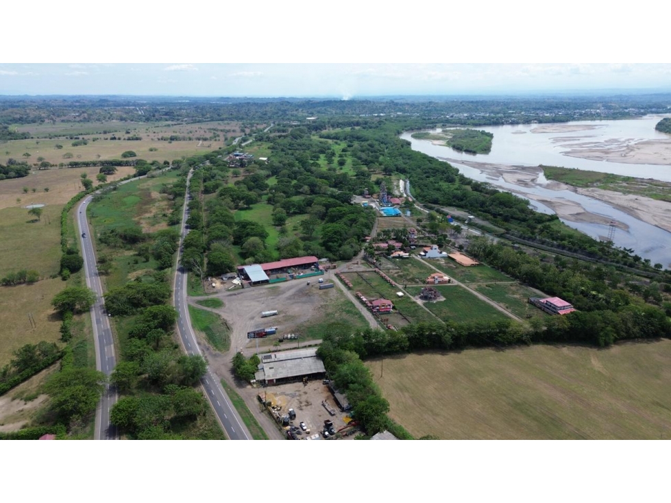 VENTA DE LOTE COMERCIAL EN LA RUTA DEL SOL - 5