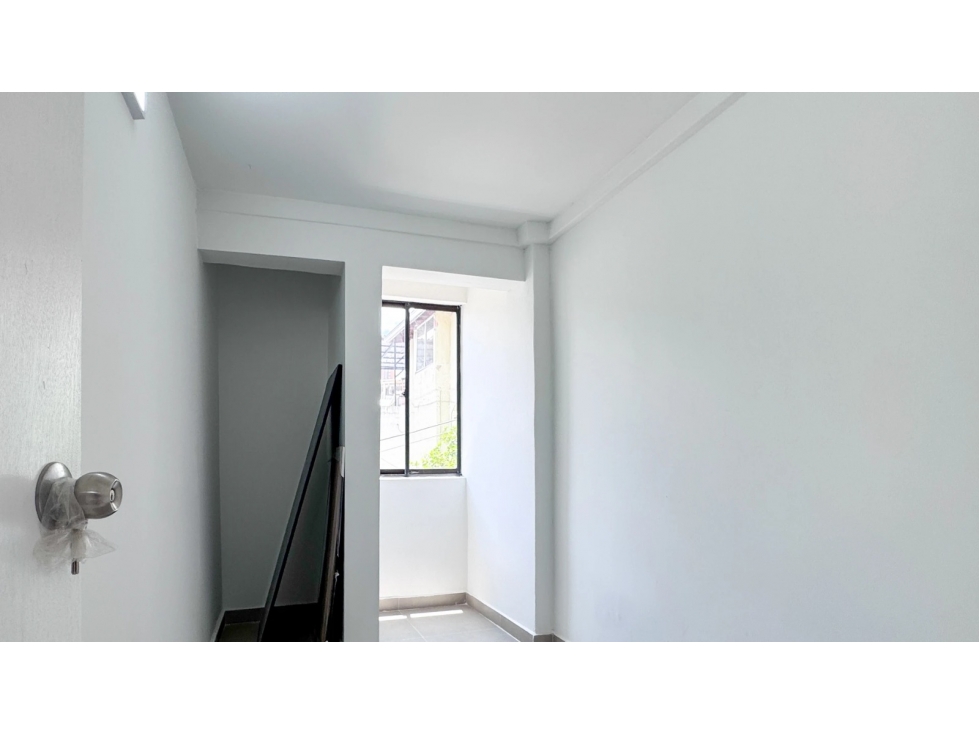 SE ARRIENDA APARTAMENTO EN BALCONES DE SERRANIA 40 M2 — foto 2