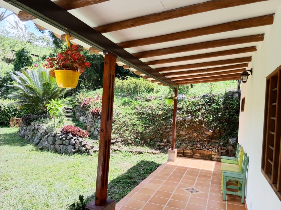 CASA CAMPESTRE SAN JERÓNIMO A 300 MT DE LA VIA PPAL - 5