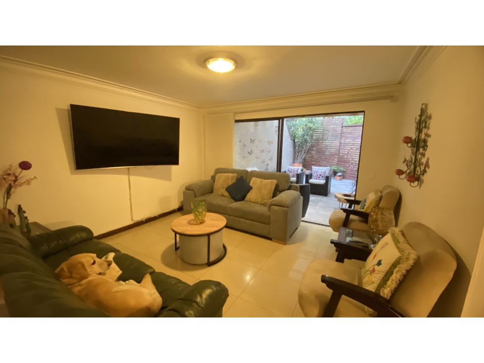 VENTA DE CASA EN EL POBLADO . MEDELLIN — foto 2