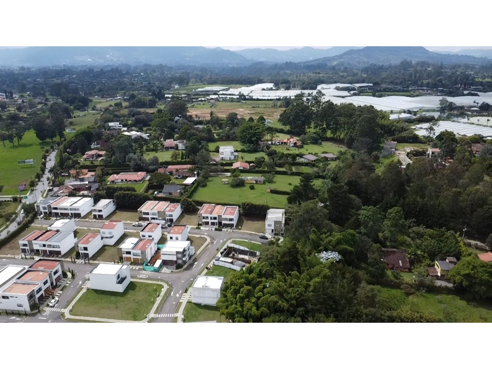 SE VENDE LOTE EN UNIDAD DE LLANO GRANDE — foto 5
