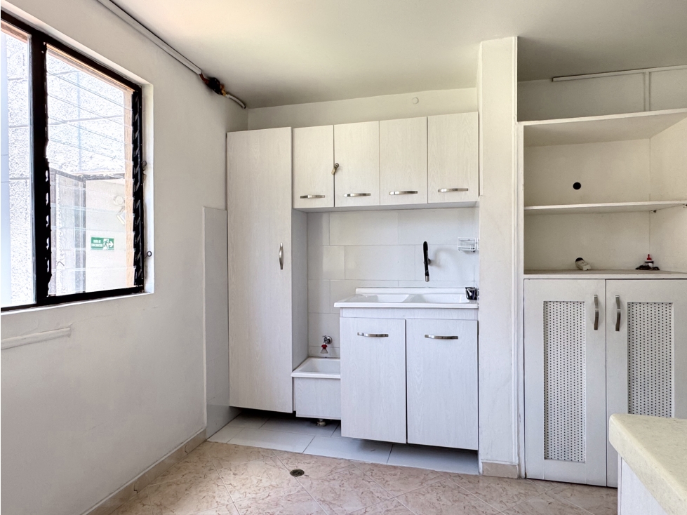 VENTA APARTAMENTO Área 188m2, Poblado P.8 — foto 4