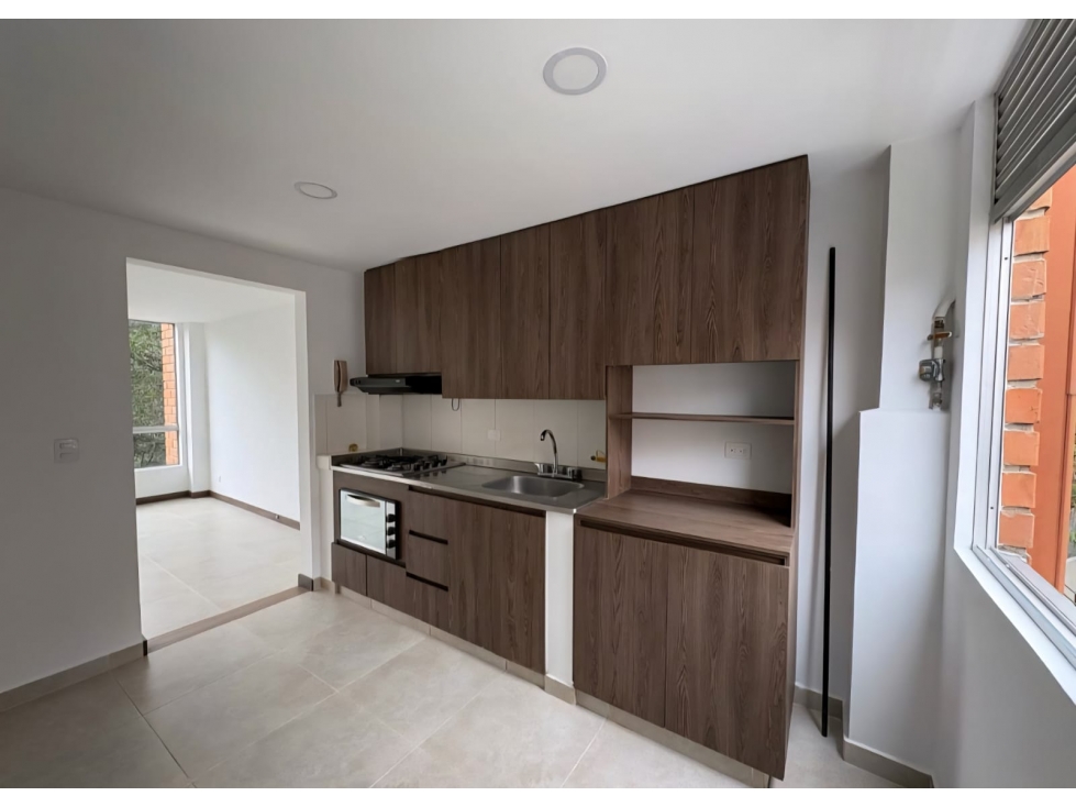 SE VENDE APARTAMENTO EN EL POBLADO VIA LAS PALMAS — foto 6