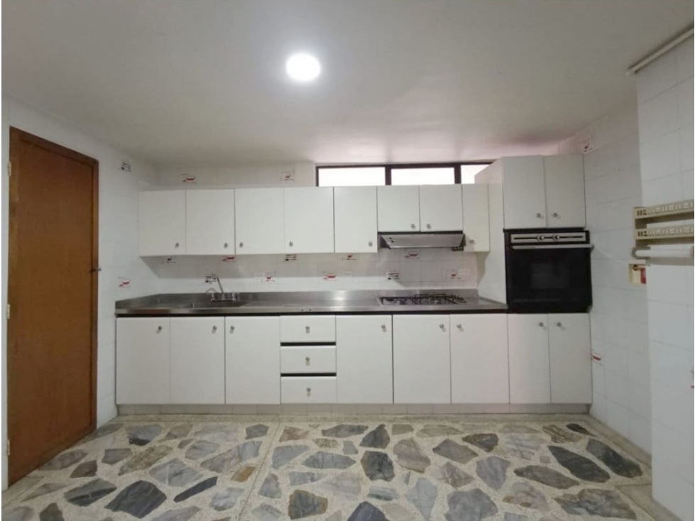VENTA DE APARTAMENTO EN LAURELES. — foto 6