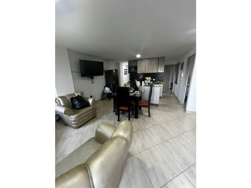APARTAMENTO EN VENTA ENVIGADO EL TRIANON 3 PISO EDIFICIO PH — foto 6