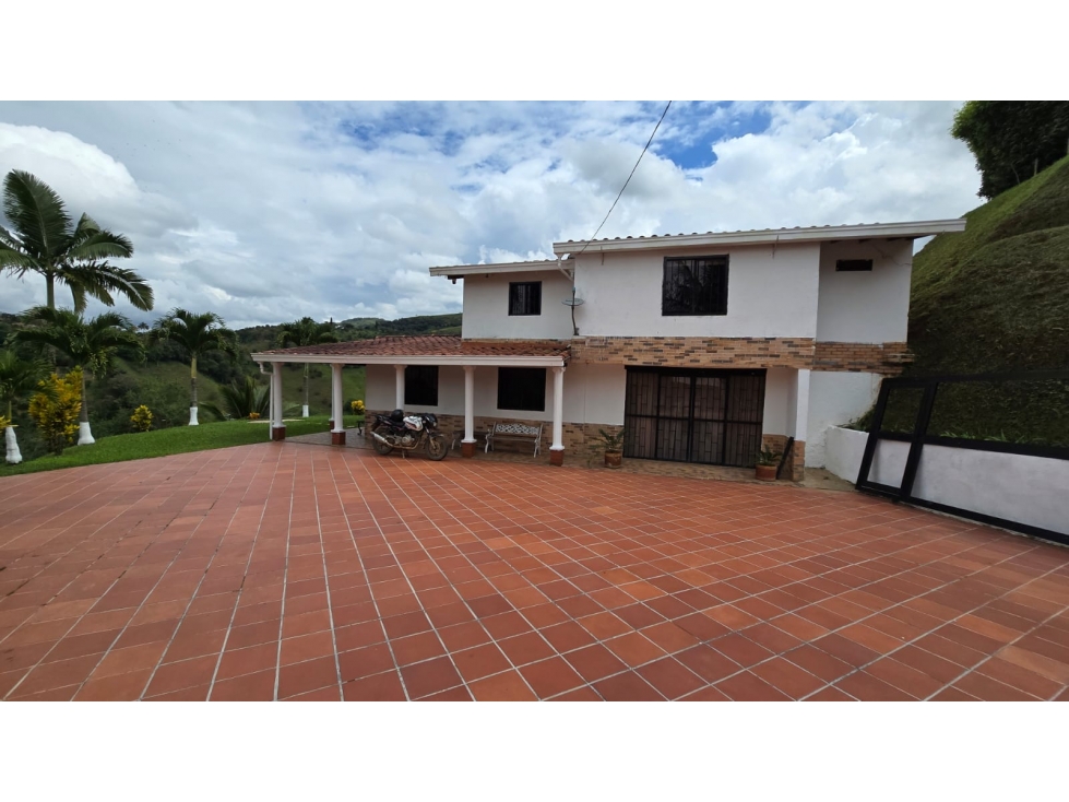 SE VENDE HERMOSA CASA CAMPESTRE EN PORCE - 6