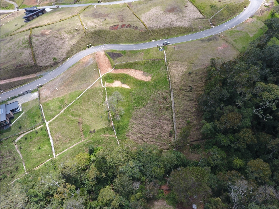 Lote con dos explanaciones y hermosa vista en el Retiro — foto 5