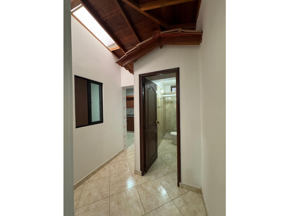 VENTA CASA PRIMER PISO BARRIO LA AMERICA SECTOR NIZA - 6