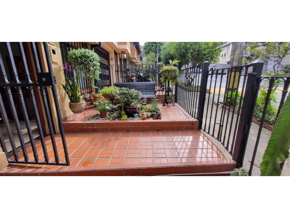 VENDO CASA UNIFAMILIAR EN UNIDAD ABIERTA EN SABANETA PARTE PLANA — foto 3