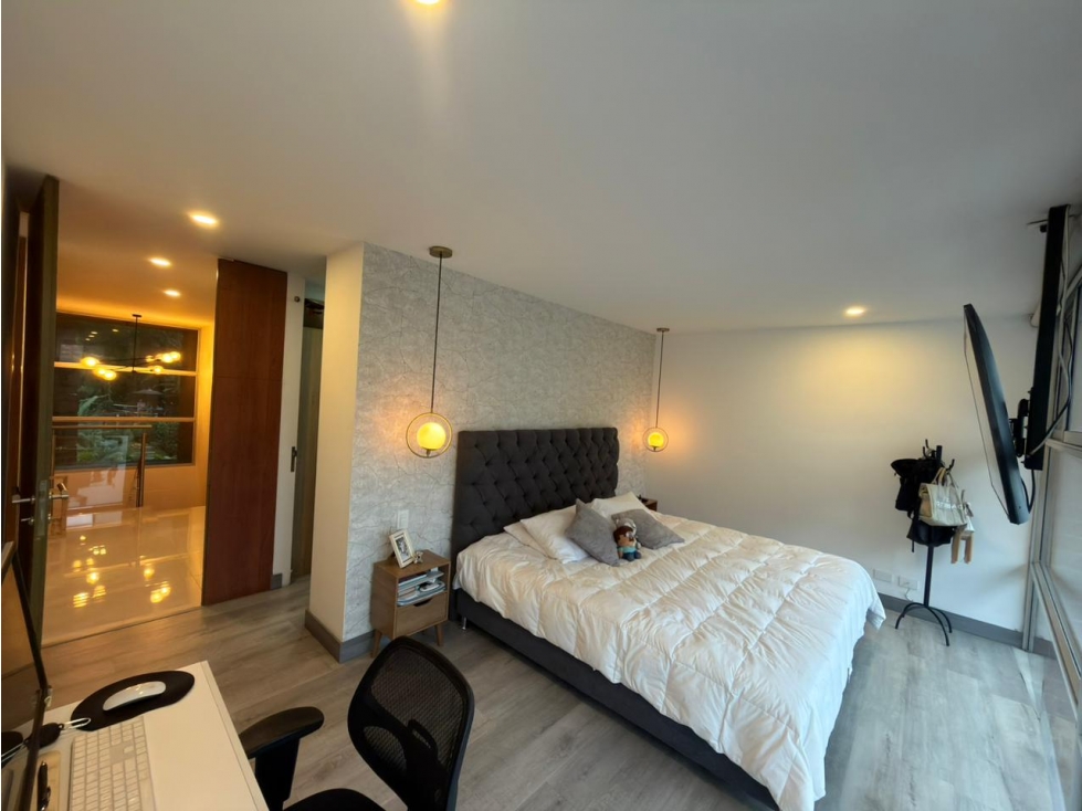 VENTA APARTAMENTO DUPLEX EN EL POBLADO - EL TESORO — foto 6