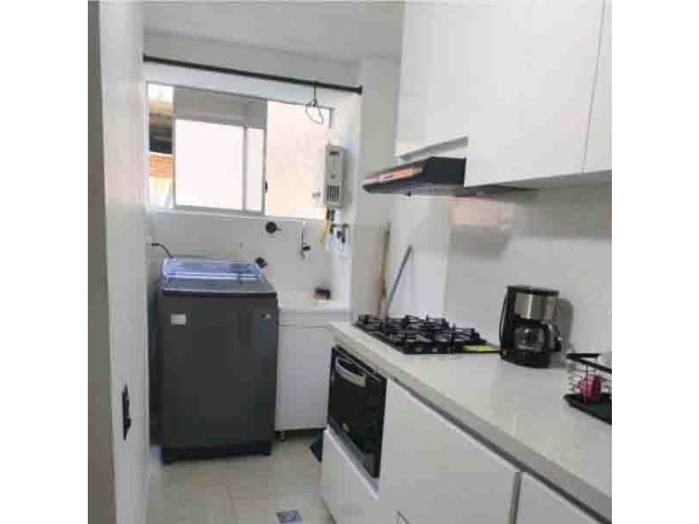 VENTA DE APARTAMENTO EN LA LOMA DE LOS BERNAL. — foto 6