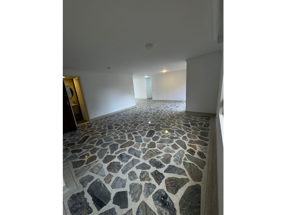 APARTAMENTO EN EL SECTOR LA LOMAS EL POBLADO MEDELLIN — foto 6