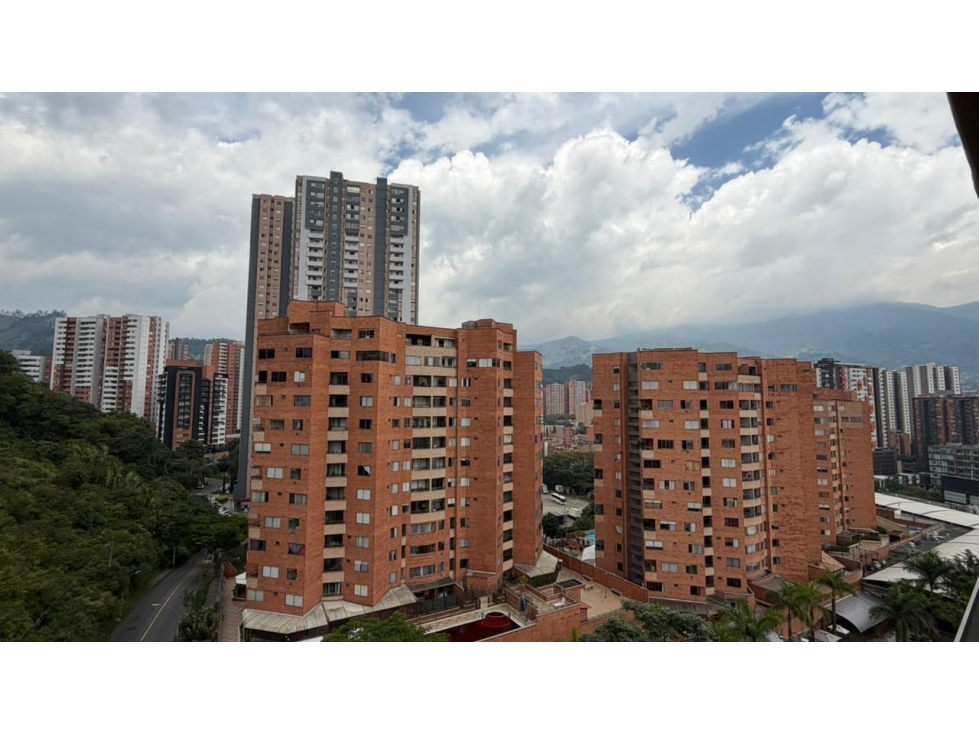PENHOSE EN VENTA O PERMUTA SABANETA UNIDAD CERRADA — foto 2