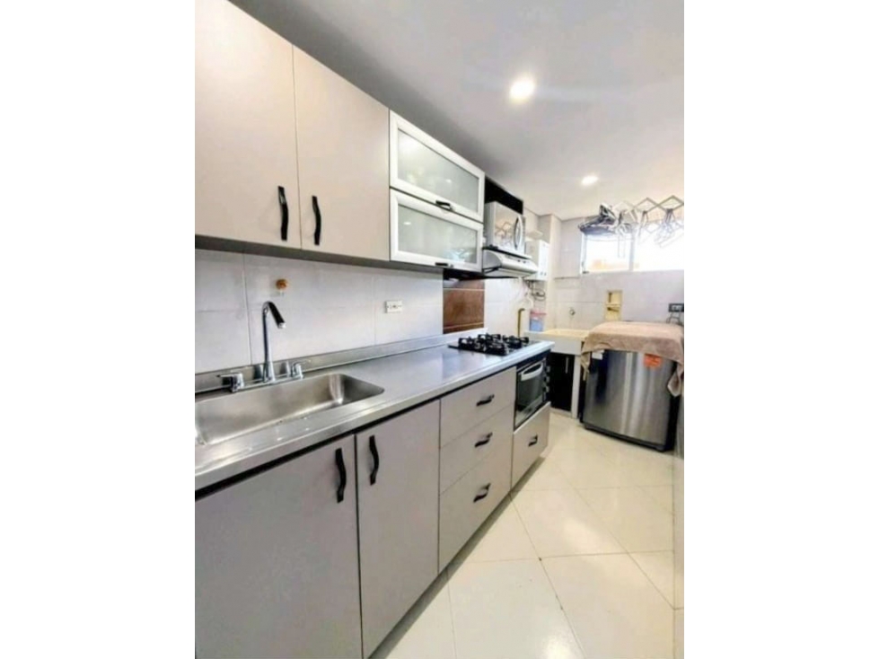VENTA DE APARTAMENTO EN LA LOMA DE LOS BERNAL. — foto 6