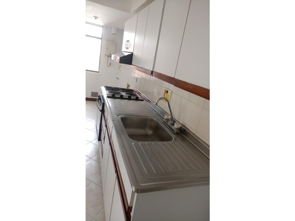 VENDO APARTAMENTO EN CASTROPOL PARA REMODELAR — foto 2