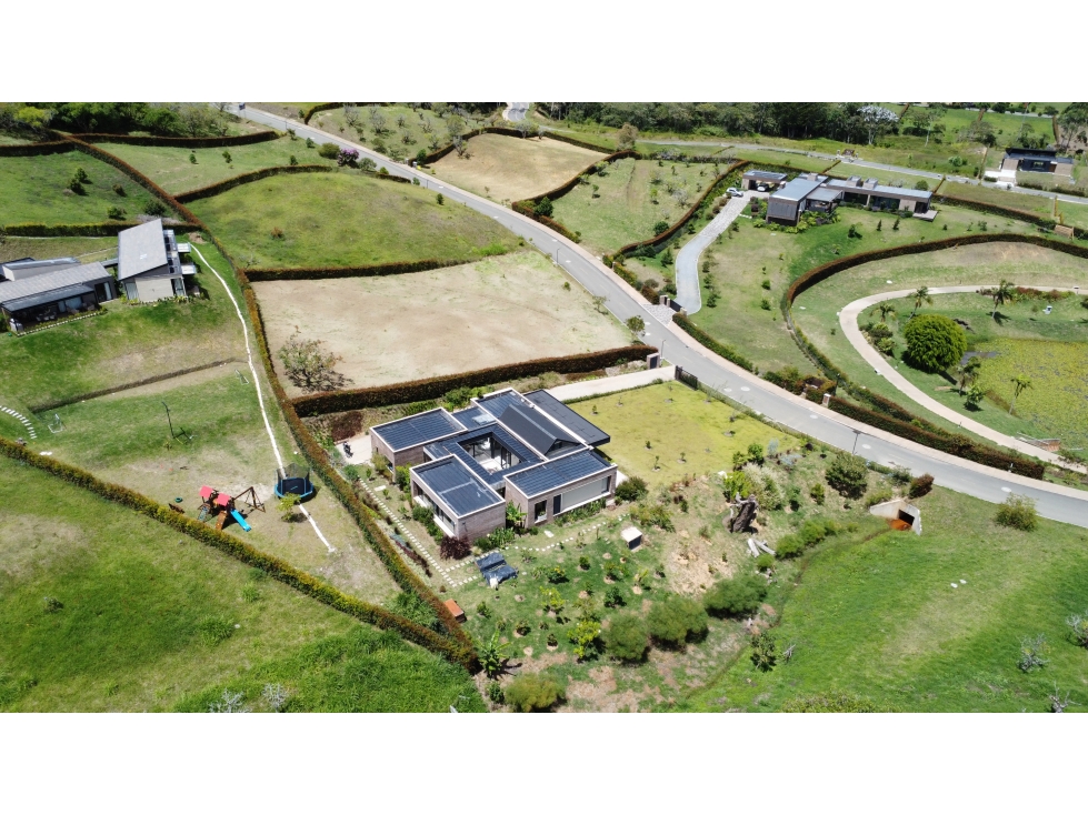 SE VENDE CASA CAMPESTRE EN LA CEJA VIA SAN ANTONIO DE PEREIRA — foto 6