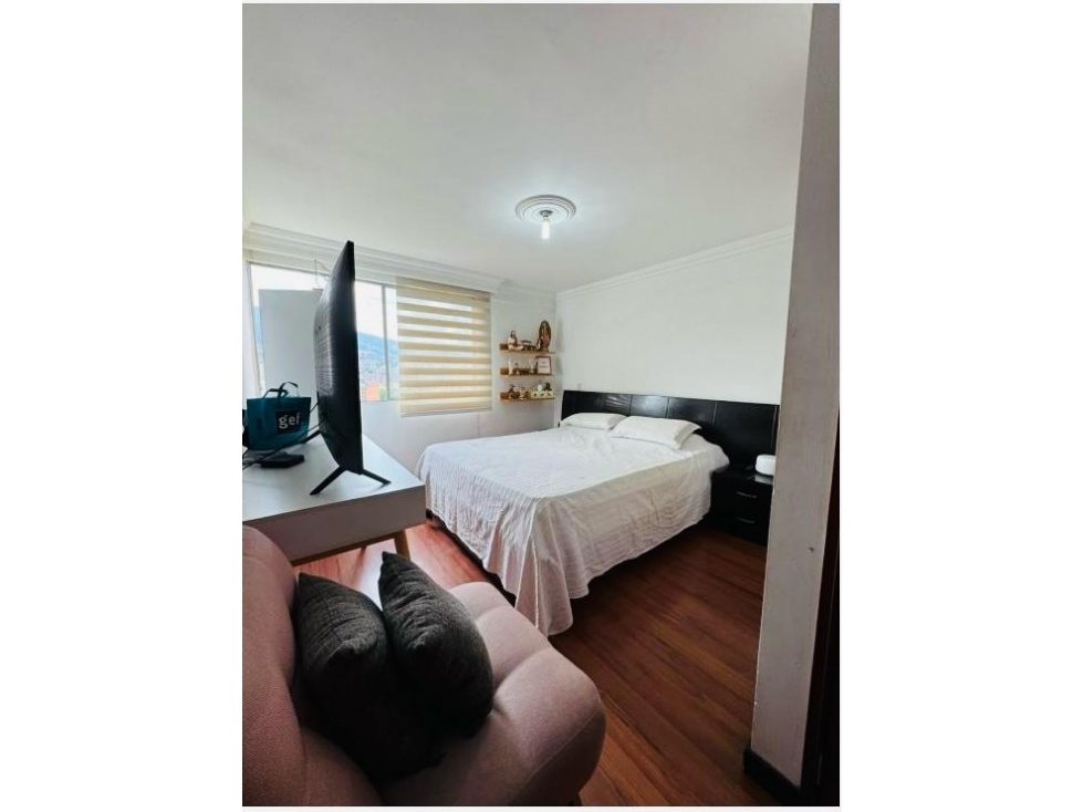 SE VENDE APARTAMENTO EN LAURELES LA CASTELLANA — foto 6