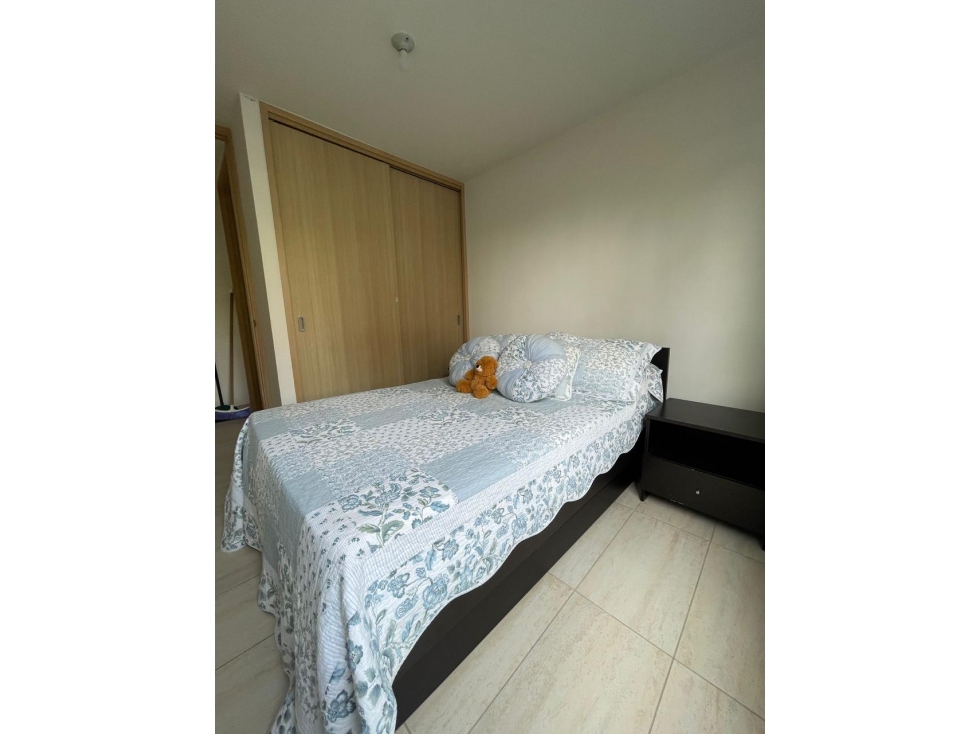 VENTA APARTAMENTO SECTOR LOMA DE LOS BERNAL — foto 6