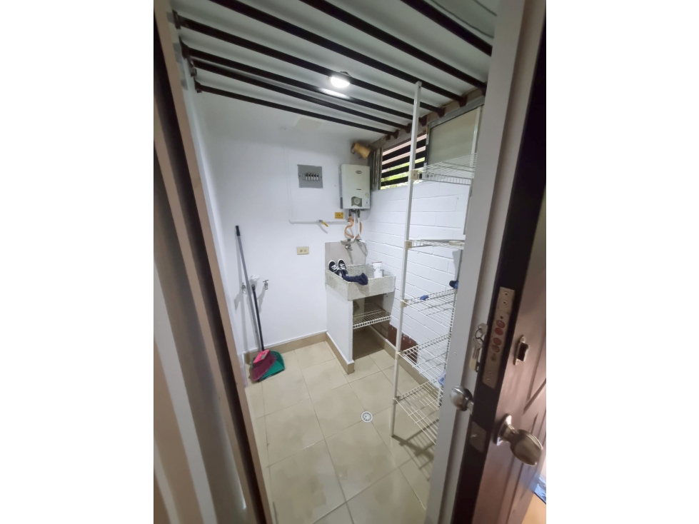 VENTA DE APARTAMENTO EN EL POBLADO. — foto 4