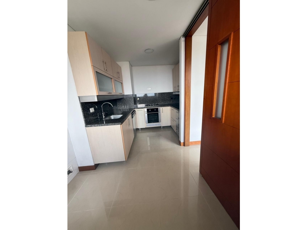 VENTA DE APARTAMENTO EN EL POBLADO SECTOR LA VISITACIÓN — foto 4