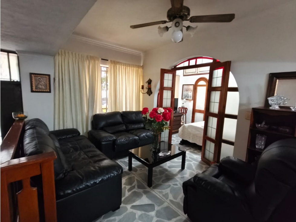 CASA DE TRES NIVELES ENVIGADO LA MAGNOLIA TERMINA EN TECHO — foto 2
