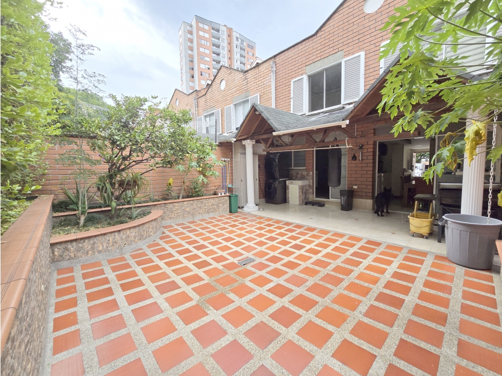 VENTA DE CASA EN LA LOMA DE LOS BERNAL. — foto 6